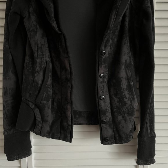 Lululemon To Class Jacket black & grey tie dye size 4 rare - Picture 7 of 14